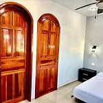 Alojamiento Entero Con Vista Al Mar Desde Terraza Y Balcon